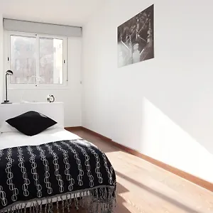 blackandwhitehome-montjuic-fira.topbarcelonahotels.com/