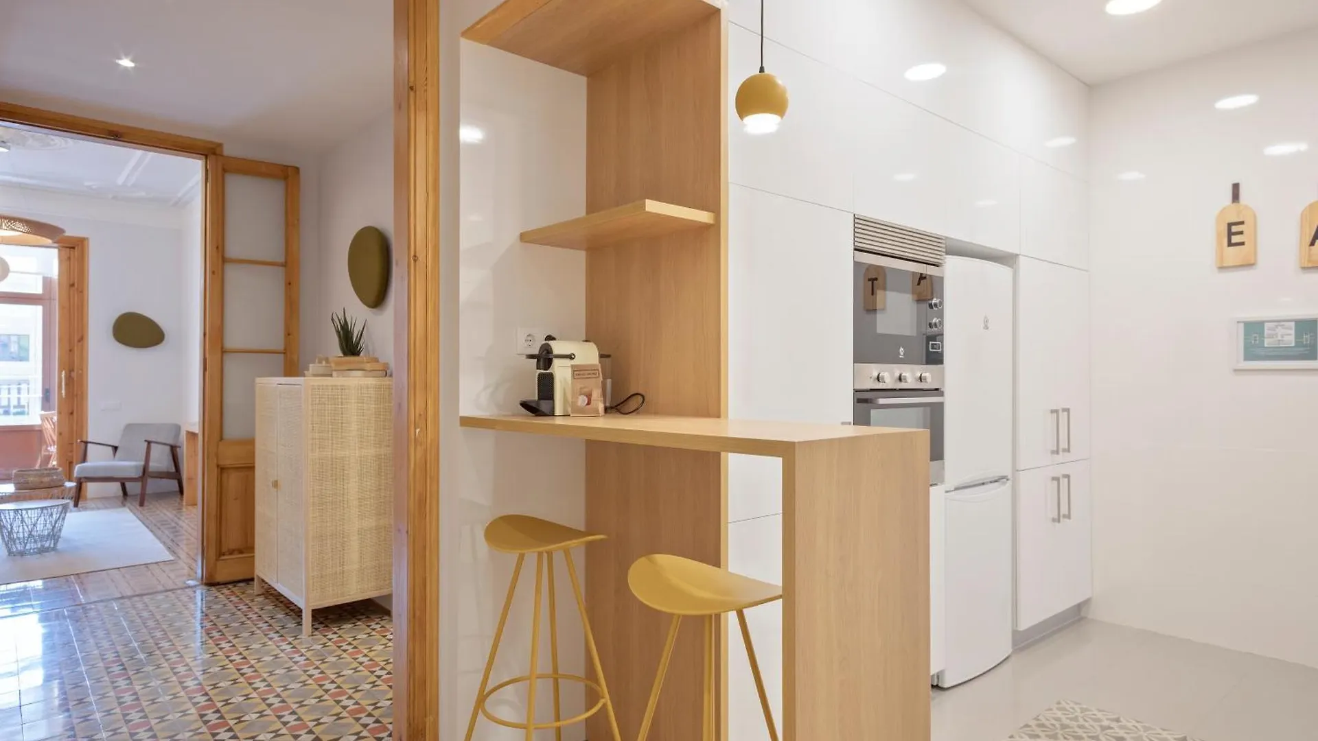 Central Apartments Barcellona Spagna