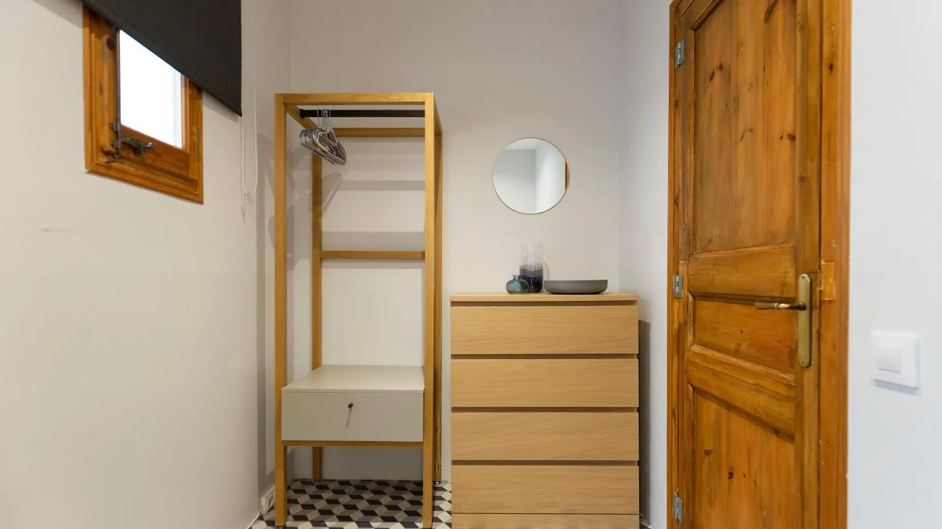 Central Apartments Barcellona 0*,