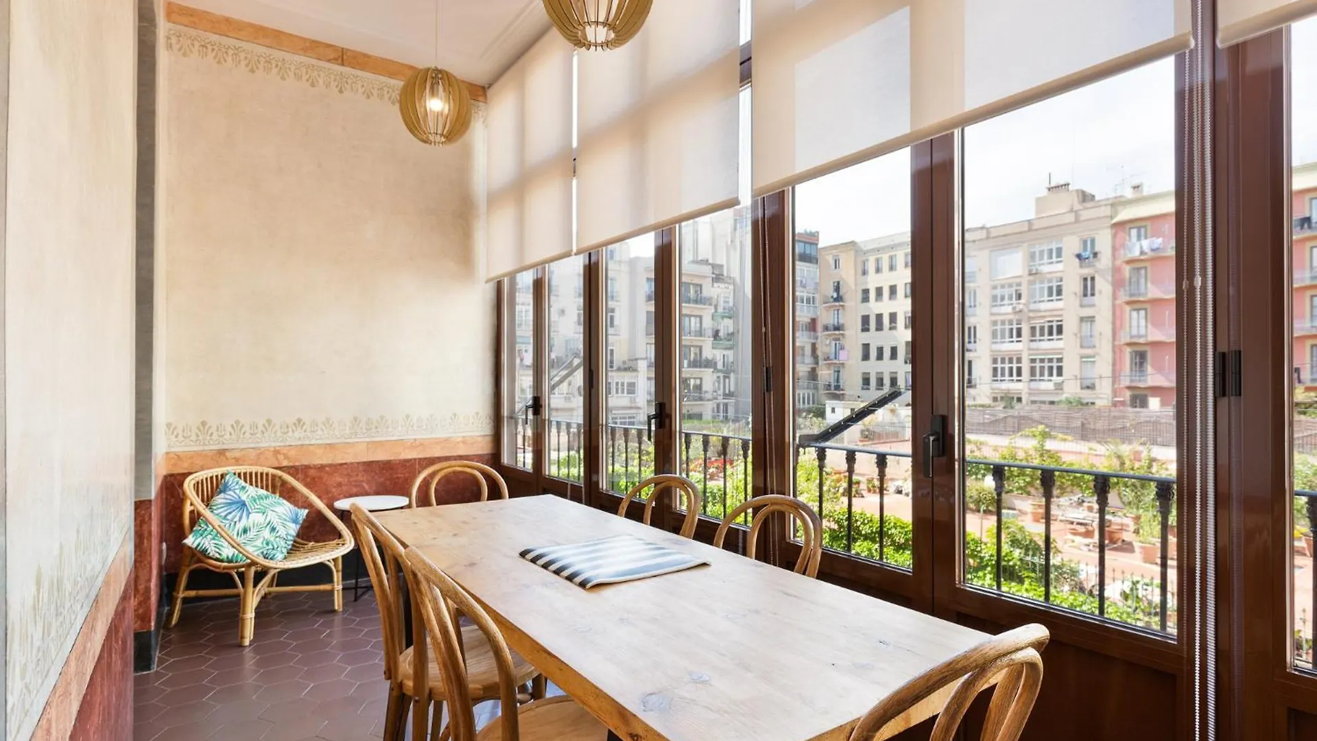 Central Apartments Barcelona Spain