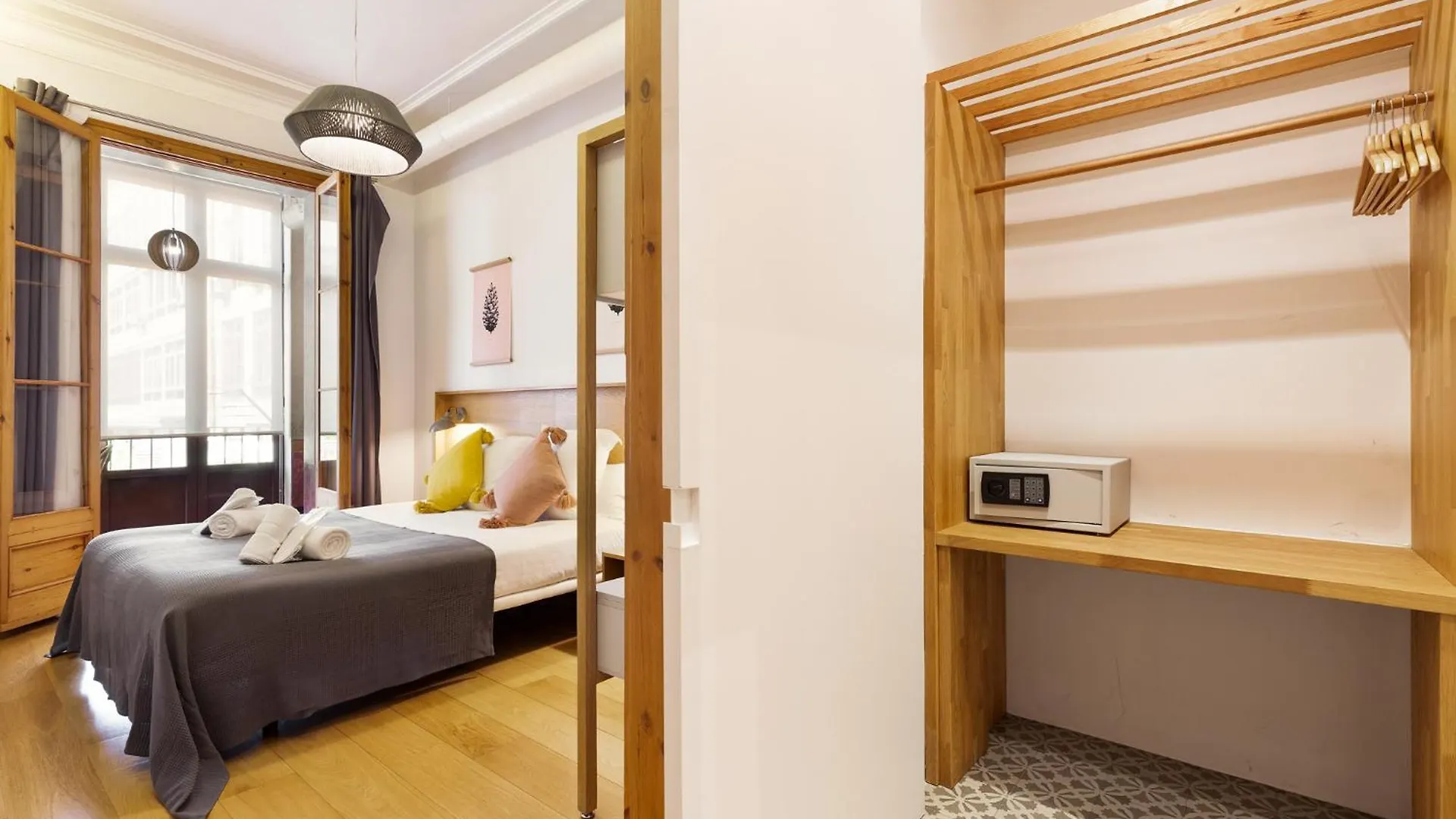 Central Apartments Barcelona 0*,