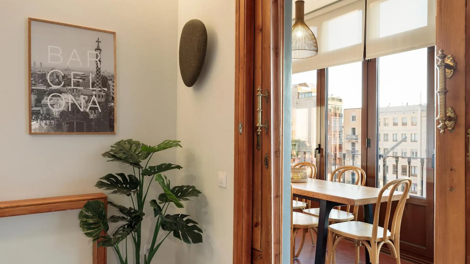 Central Apartments Barcelona Spanien